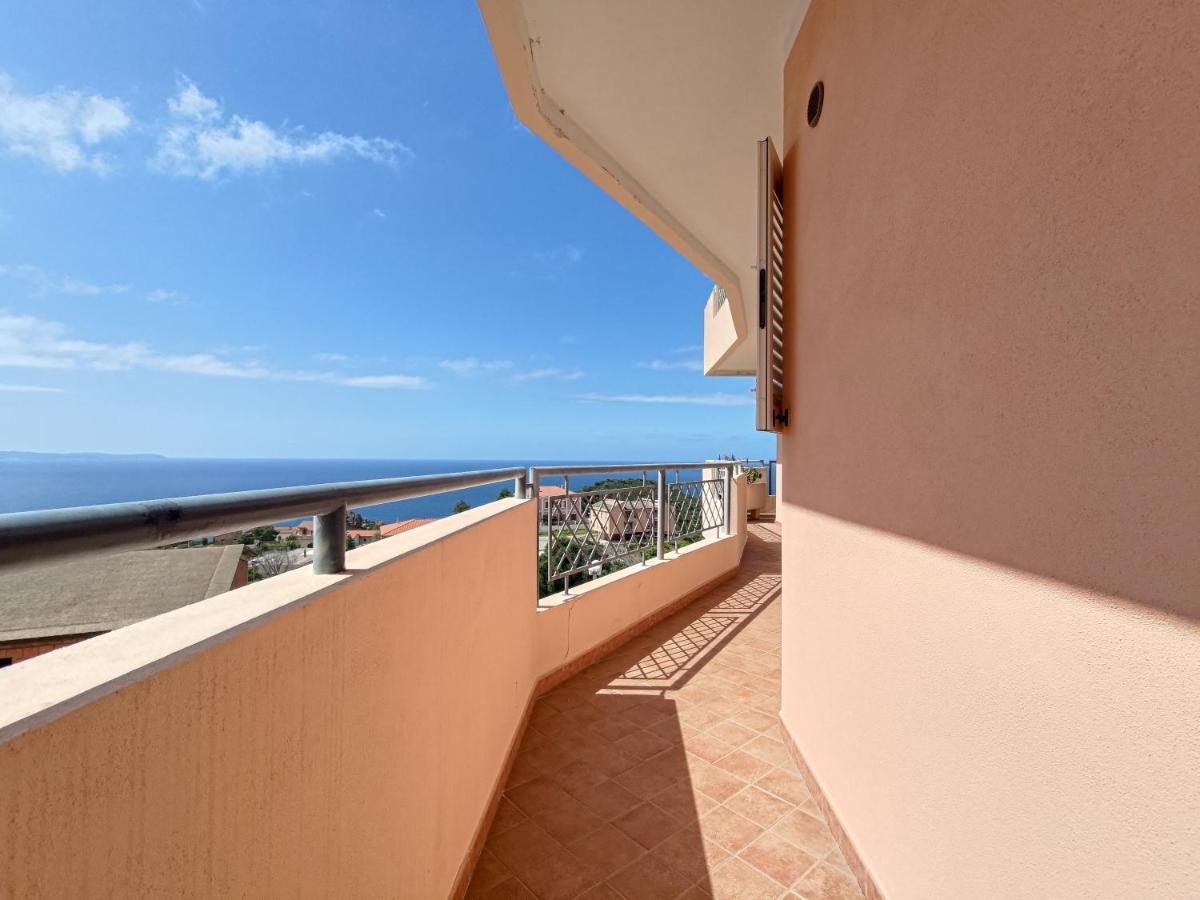Apartmán Splendida Vista Sul Mare Nebida Exteriér fotografie